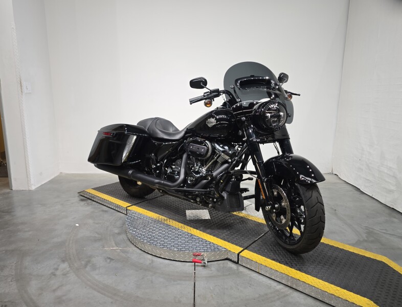 FLHRXS 2025 Road King™ Special