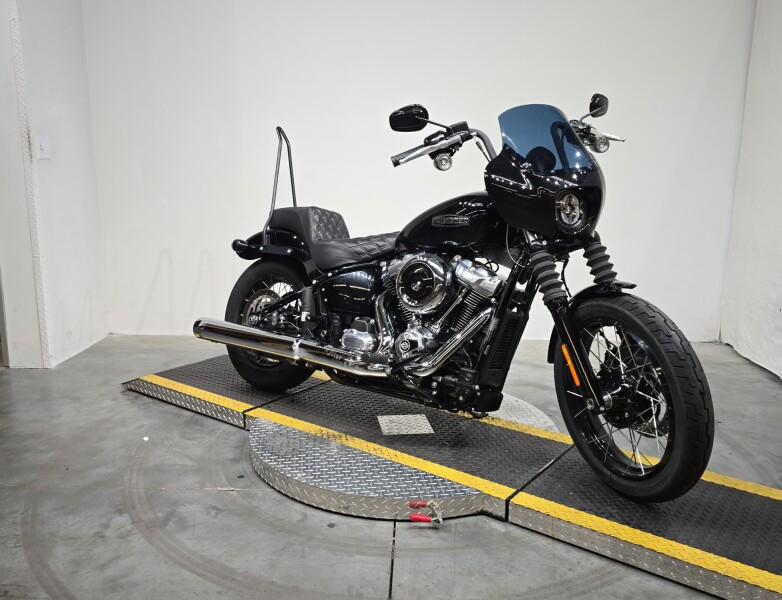 FXBB 2025 Street Bob®