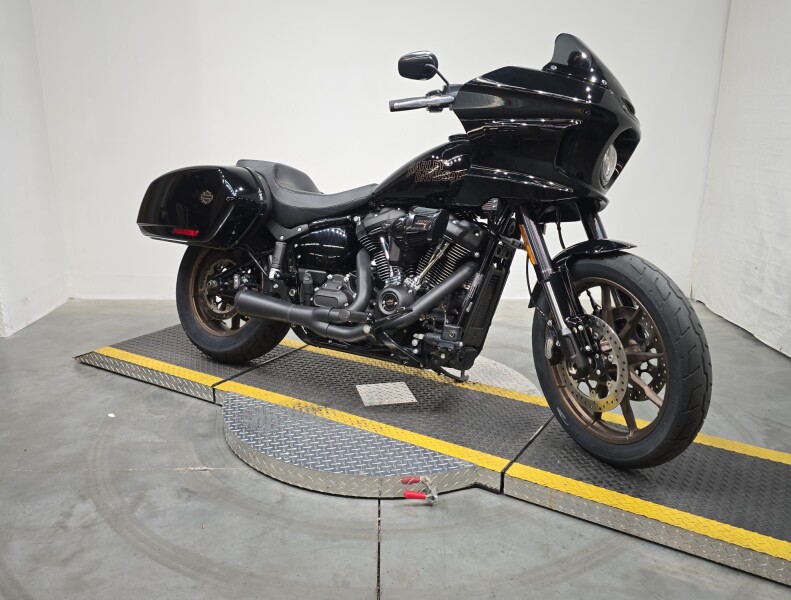 FXLRST 2023 Low Rider® ST