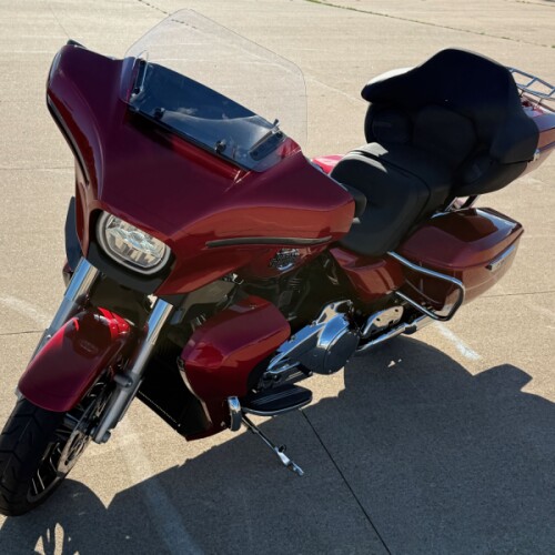 2026 Harley-Davidson® Street Glide Limited Brilliant Red Chrome Trim thumb 1