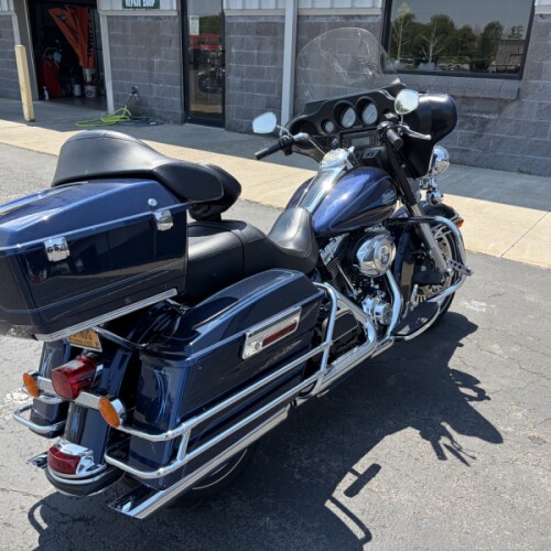 2013 Harley-Davidson® Electra Glide® Classic Blue thumb 2