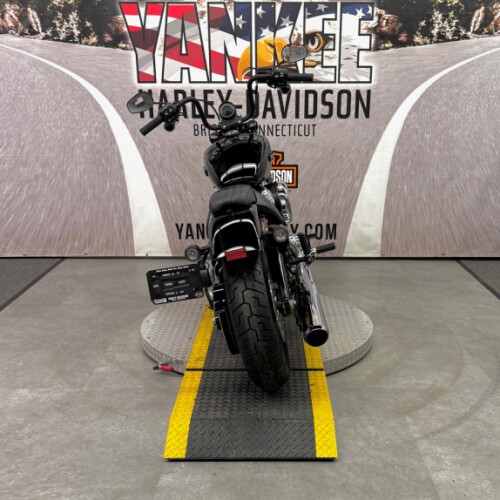 2026 FXBB Street Bob® thumb 2