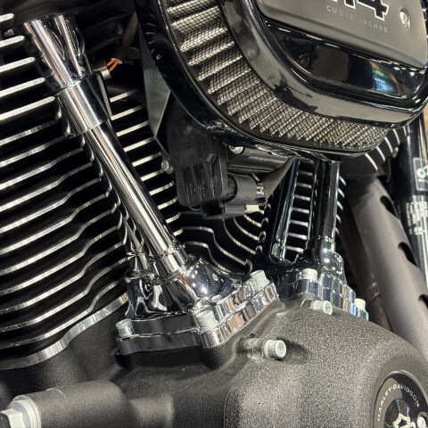 2024 Harley-Davidson® Street Bob™ 114 thumb 2