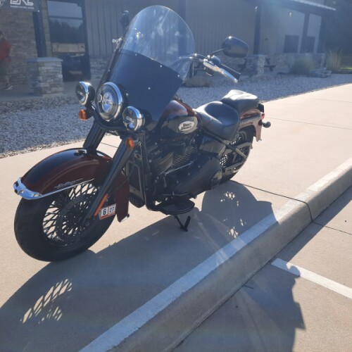2024 Harley-Davidson® Heritage Classic Red Rock / Vivid Black - Black Finish thumb 3