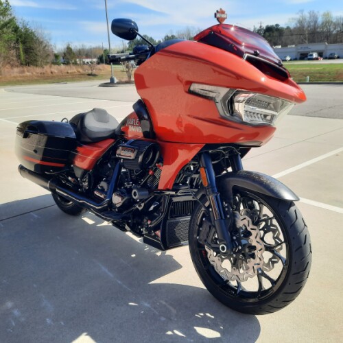 2026 Harley-Davidson® CVO Road Glide ST Citrus Heat Re-Entry thumb 1