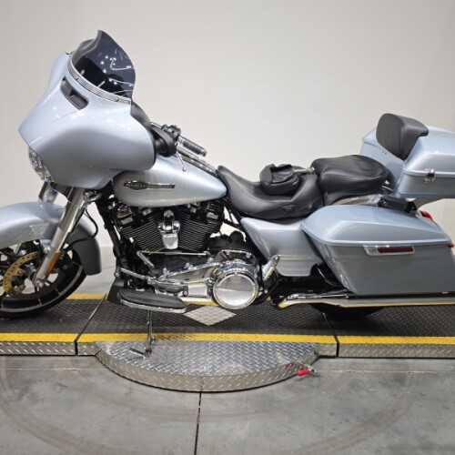 FLHX 2023 Street Glide® thumb 1