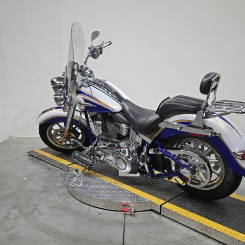 FLSTNSE 2014 CVO™ Softail Deluxe® thumb 0