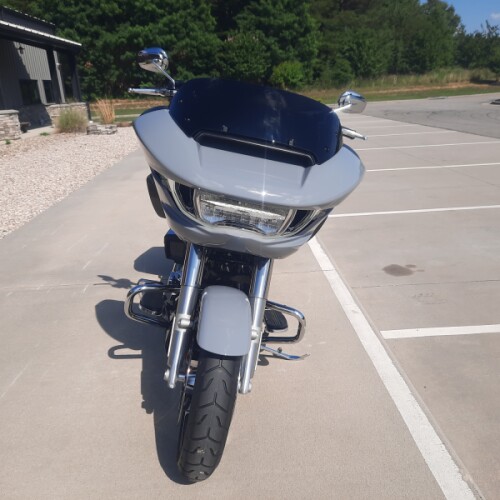 2026 Harley-Davidson® Road Glide® Dark Billiard Gray Chrome Trim thumb 2