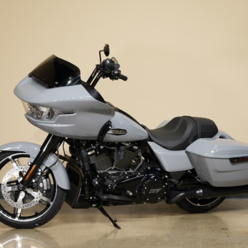 Harley-Davidson® Road Glide™ 2026 thumb 3