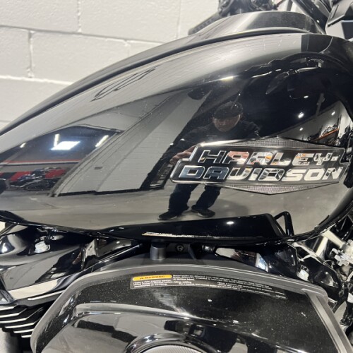 2026 Harley-Davidson® Street Glide® Vivid Black FLHX thumb 3