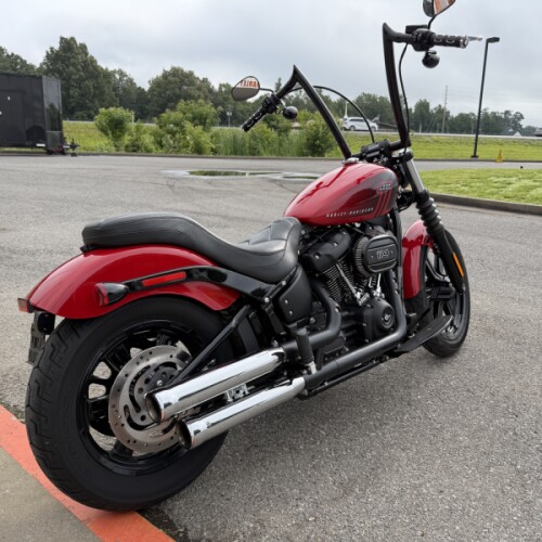 2023 Harley-Davidson® Street Bob® 114 Redline Red thumb 1