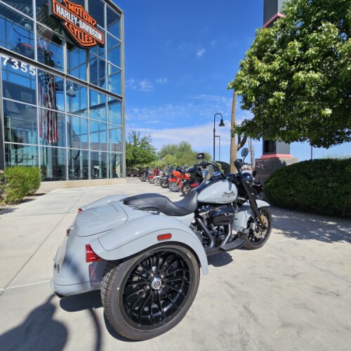 FLRT 2024 Freewheeler™ thumb 1