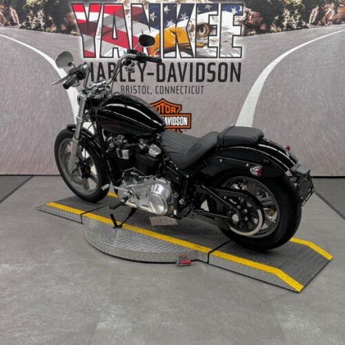 2024 FXST Softail® Standard  thumb 1