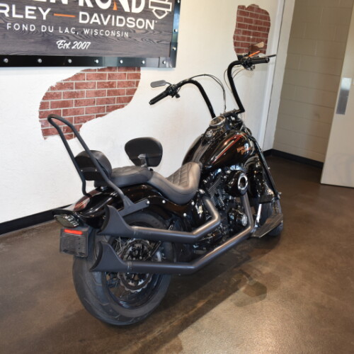 2009 Harley-Davidson® Softail® Cross Bones™ Black Denim thumb 1