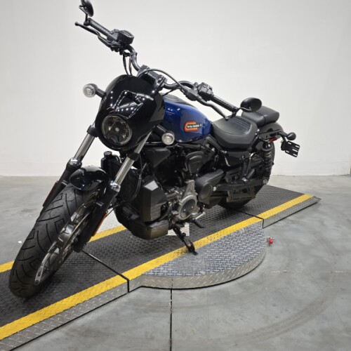 RH975S 2023 Nightster™ Special thumb 2