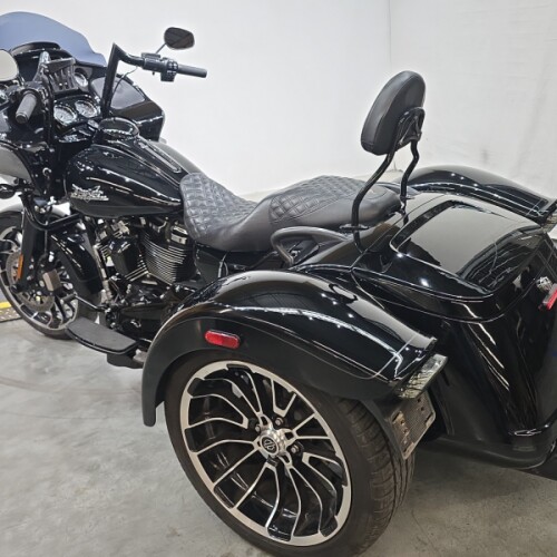 FLTRT 2024 Road Glide 3 thumb 0
