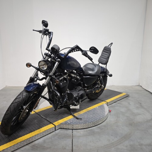 XL883N 2012 Iron 883™ thumb 2
