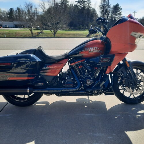2026 Harley-Davidson® CVO Road Glide ST Citrus Heat Re-Entry thumb 0