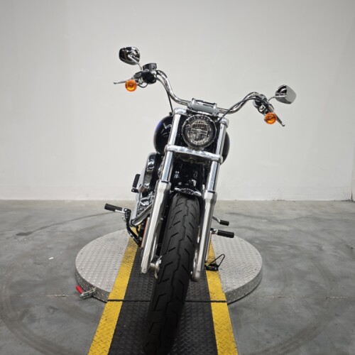 FXLR 2019 Low Rider® thumb 3