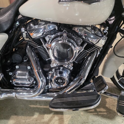 FLHX 2022 Street Glide® thumb 3