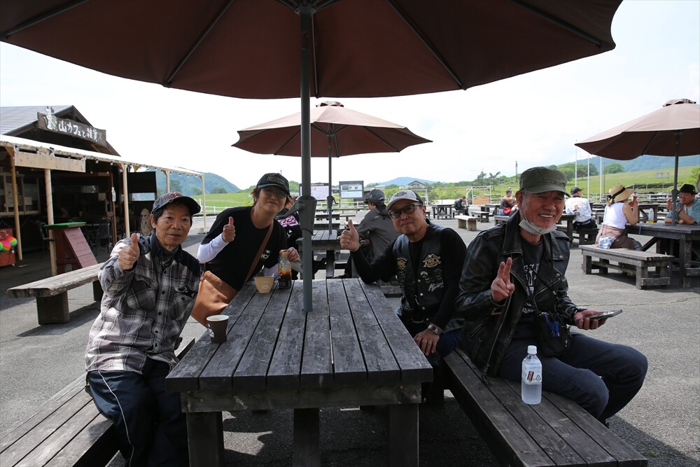 d09331a1642c4fa6871db013a859036a_37be53b10cb46899.jpg