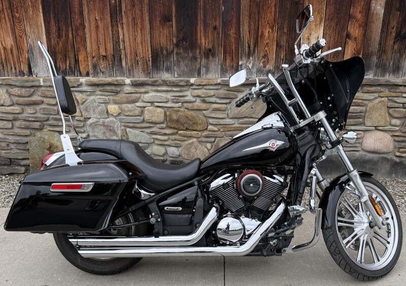 2007 Kawasaki Vulcan® 900 Custom Ebony