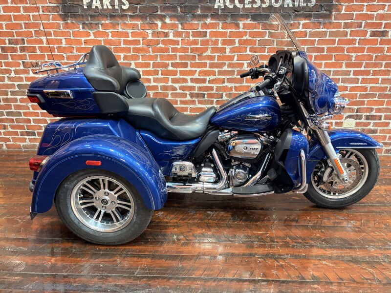 FLHTCUTG 2017 Tri Glide® Ultra
