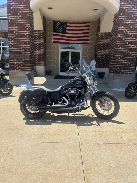 2013 Harley-Davidson® Street Bob® Midnight Blue