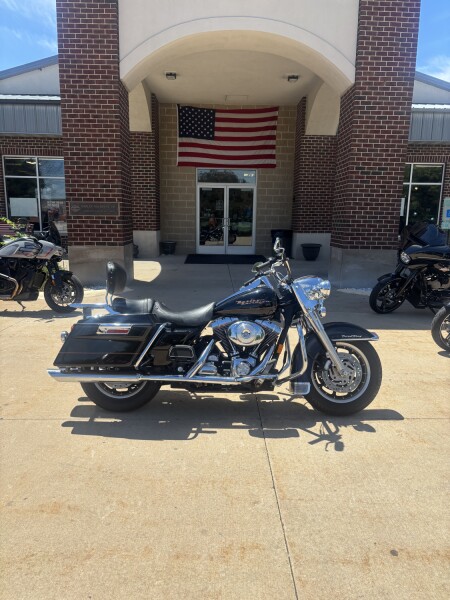 2000 Harley-Davidson® Road King® Vivid Black 