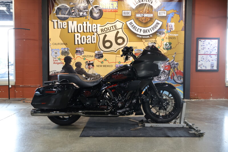 FLTRXSTSE 2024 CVO™ Road Glide® ST