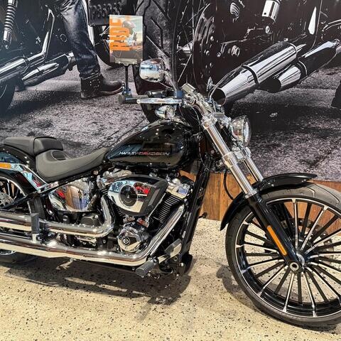 Harley-Davidson MY25 Harley-Davidson Softail Breakout 117 w/ABS (FXBR) 2025 thumb 3