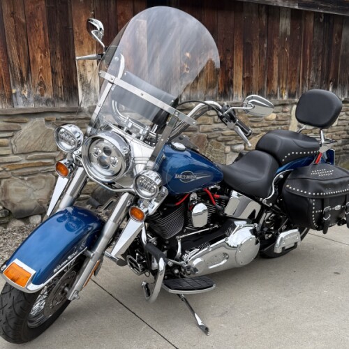 2005 Harley-Davidson® Heritage Softail® Classic Big Blue Pearl thumb 2
