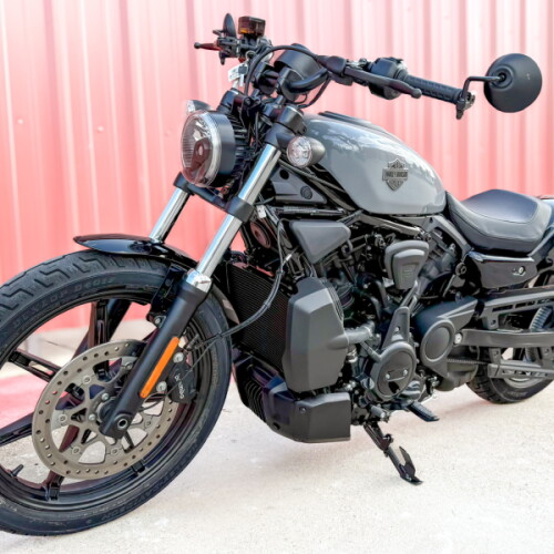 2026 Harley-Davidson® Nightster® RH975 thumb 1