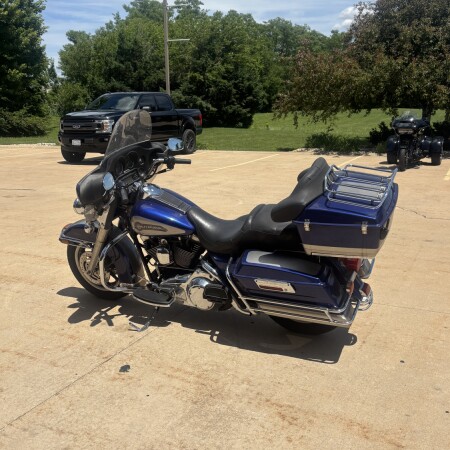 2007 Harley-Davidson® Electra Glide® Classic BLUE/SILVER thumb 1