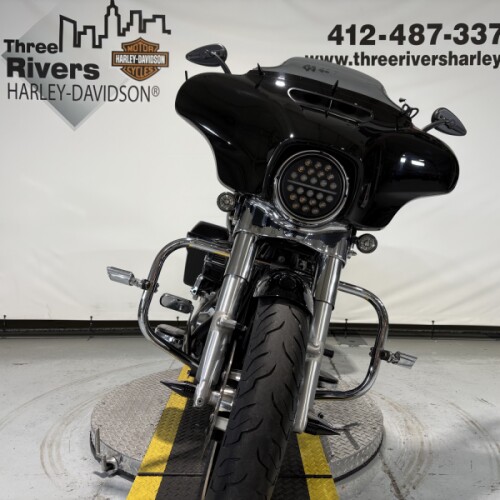 2016 Harley-Davidson® Street Glide® Vivid Black thumb 1