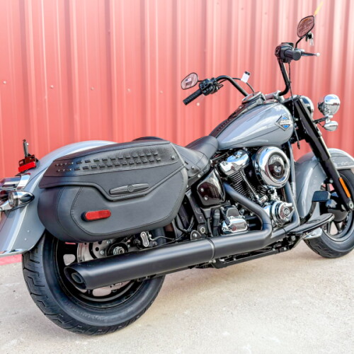 2026 Harley-Davidson® Heritage Classic® FLHC thumb 0