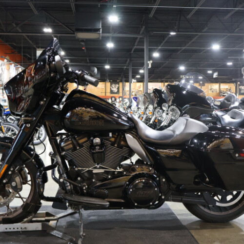 FLHXST 2022 Street Glide® ST thumb 3