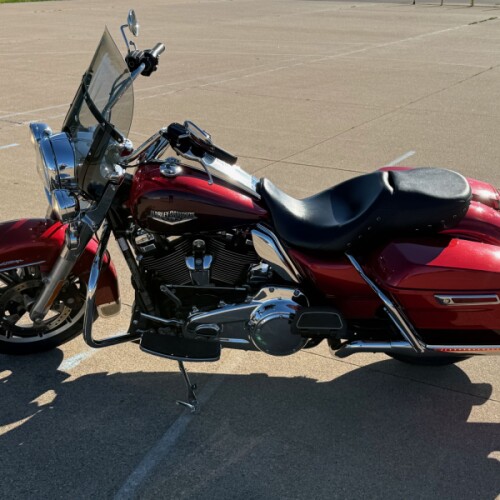 2019 Harley-Davidson® Road King® Wicked Red/Twisted Cherry thumb 0