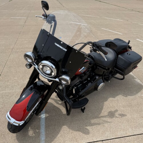 2025 Harley-Davidson® Heritage Classic Whiskey Fire / Vivid Black w/Laced Wheels thumb 1