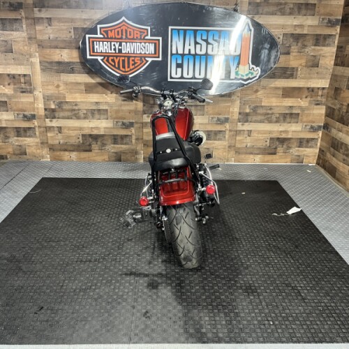 2010 Harley-Davidson® Dyna® Wide Glide® Red Hot Sunglo thumb 1
