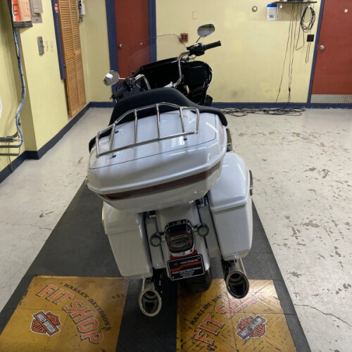 2026 Harley-Davidson® Road Glide Limited White Onyx Pearl Chrome Trim FLTRXL thumb 0