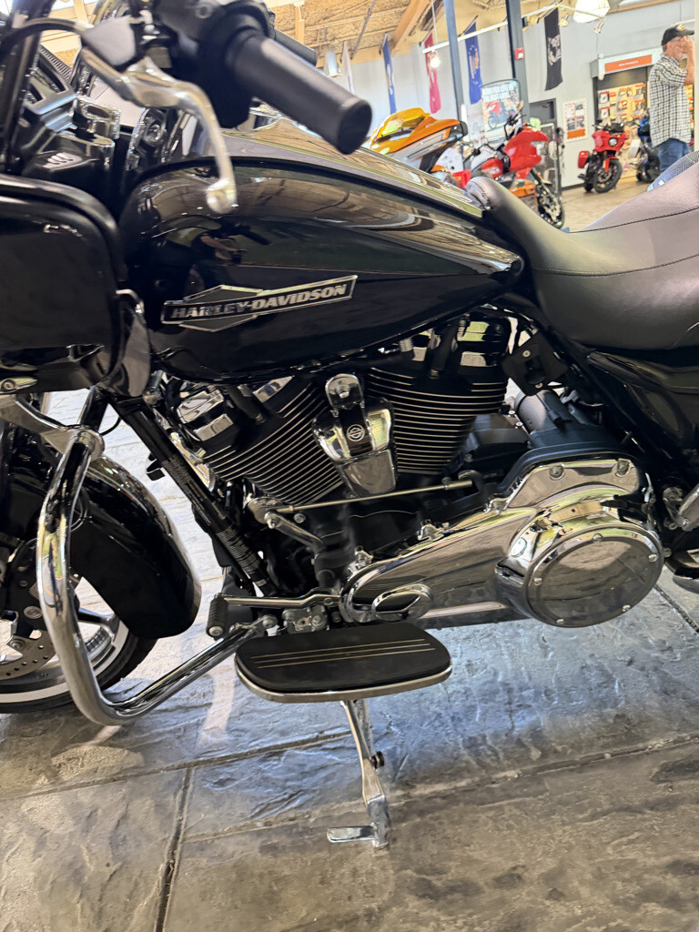 2023 Harley-Davidson® Road Glide® No Gimmicks, No Hidden Fees, photo 12