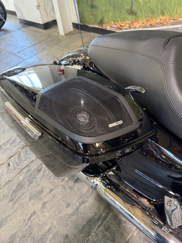 2023 Harley-Davidson® Road Glide® No Gimmicks, No Hidden Fees, photo 6