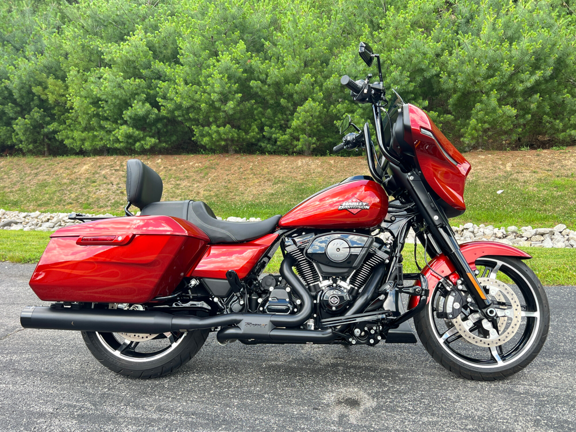FLHX 2025 Street Glide™