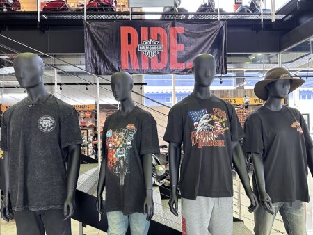 【新入荷】記念なTシャツ