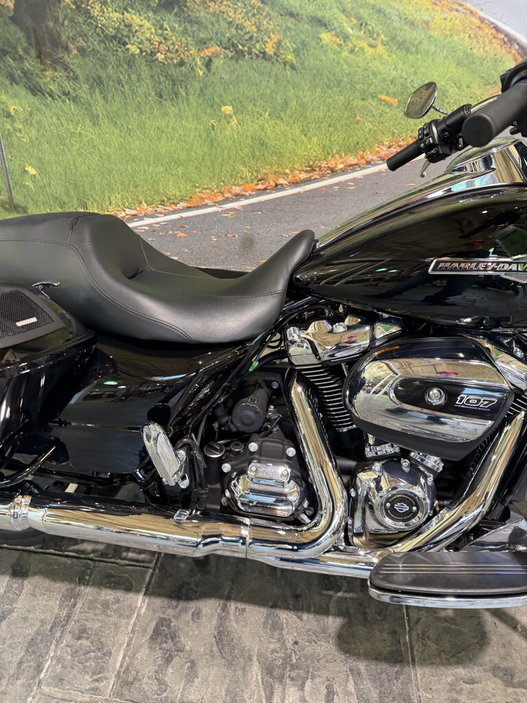 2023 Harley-Davidson® Road Glide® No Gimmicks, No Hidden Fees, photo 4