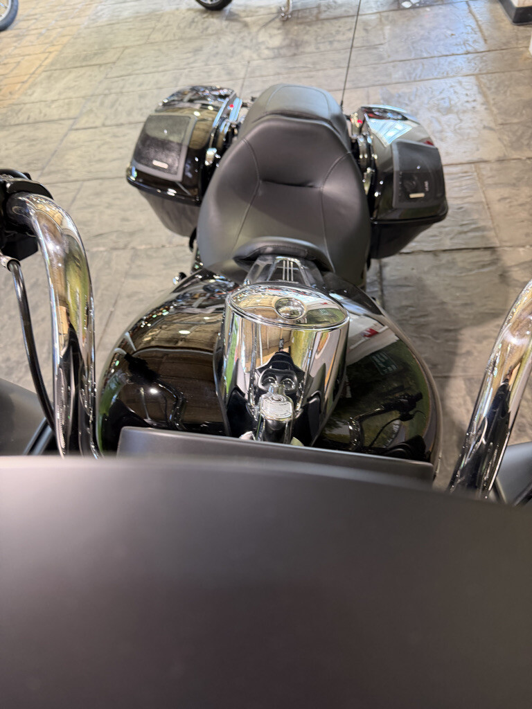 2023 Harley-Davidson® Road Glide® No Gimmicks, No Hidden Fees, photo 21