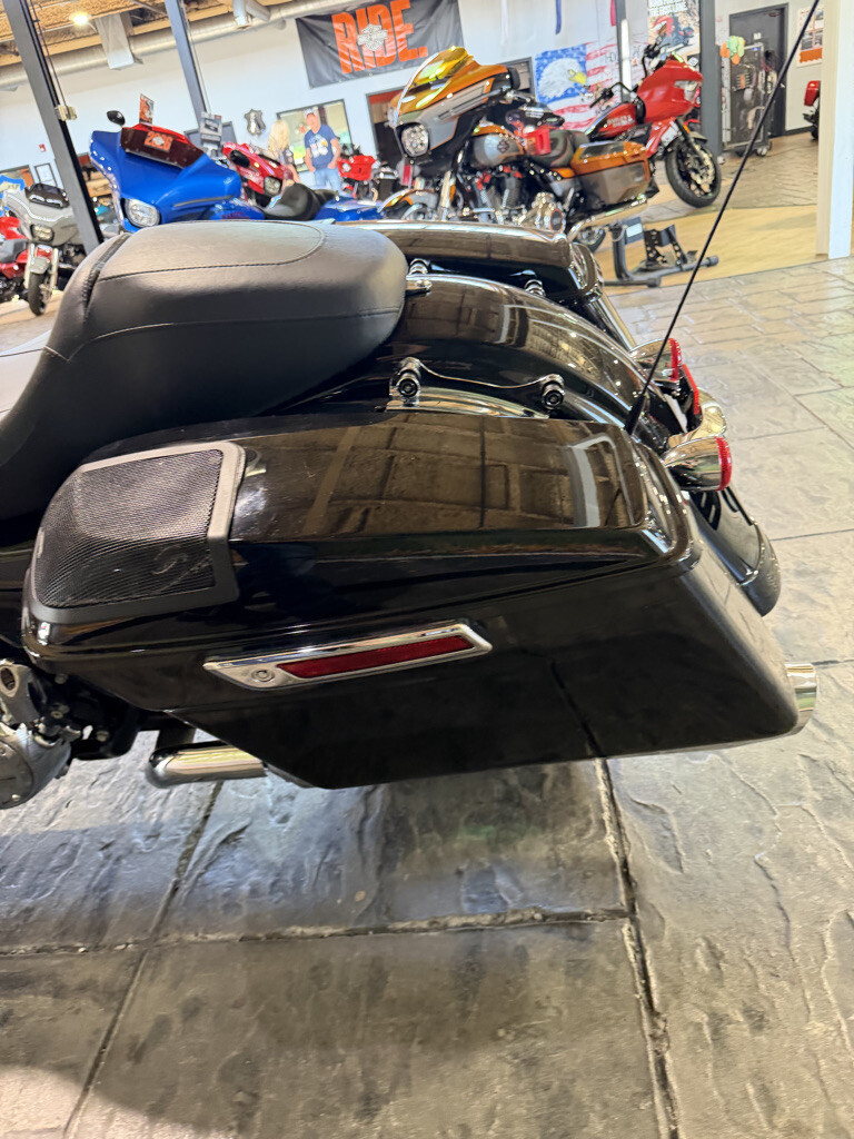 2023 Harley-Davidson® Road Glide® No Gimmicks, No Hidden Fees, photo 14