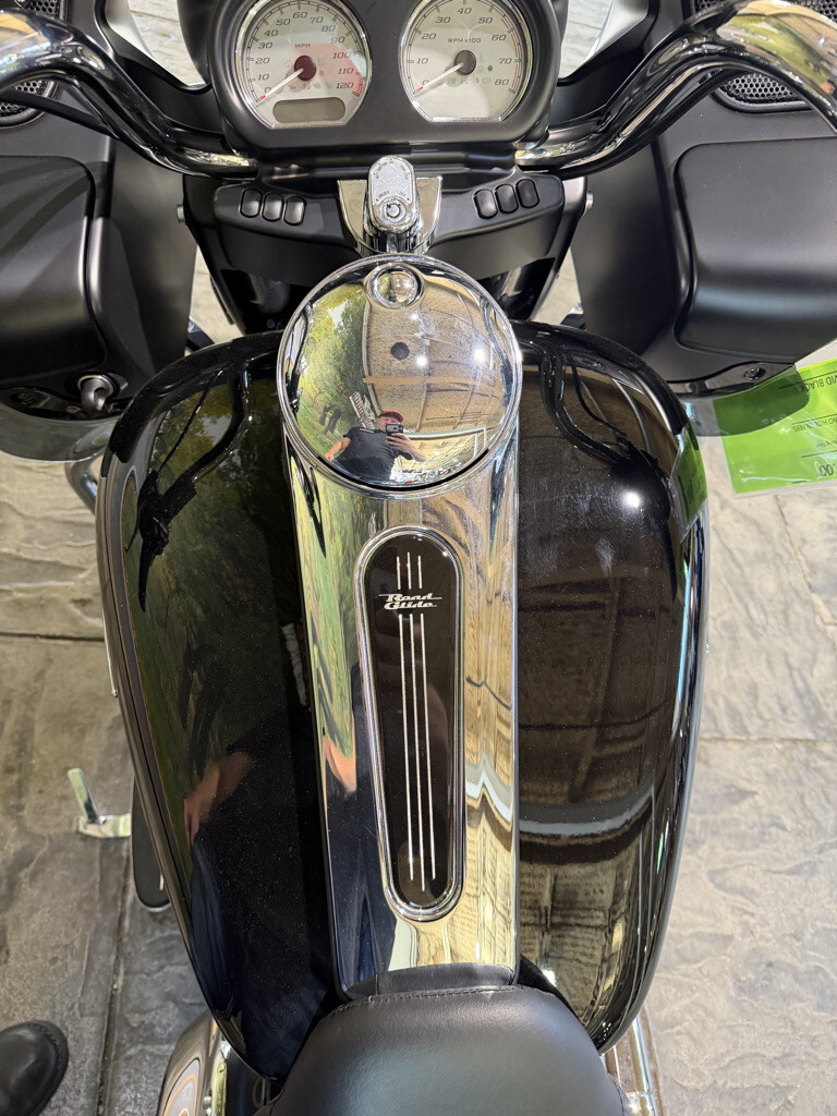 2023 Harley-Davidson® Road Glide® No Gimmicks, No Hidden Fees, photo 17