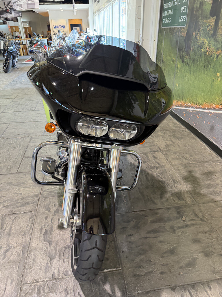 2023 Harley-Davidson® Road Glide® No Gimmicks, No Hidden Fees, photo 8